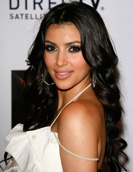 I have noticed people admire Kim Kardashian hair makeup and fashion